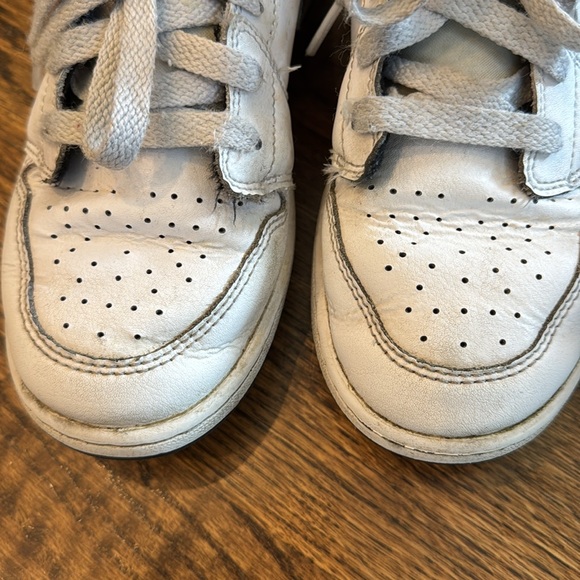 Two pair Air Jordan low Kids' Sneakers - White and Black Duo- read description - Picture 5 of 7